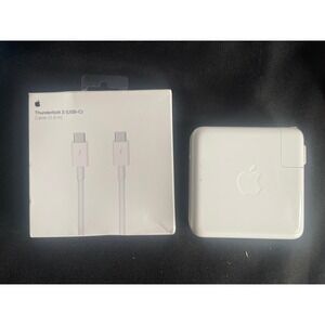 Apple Thunderbolt 3 USB-C Cable 0.8m MQ4H2AM/A with USB-C Power Adapter White